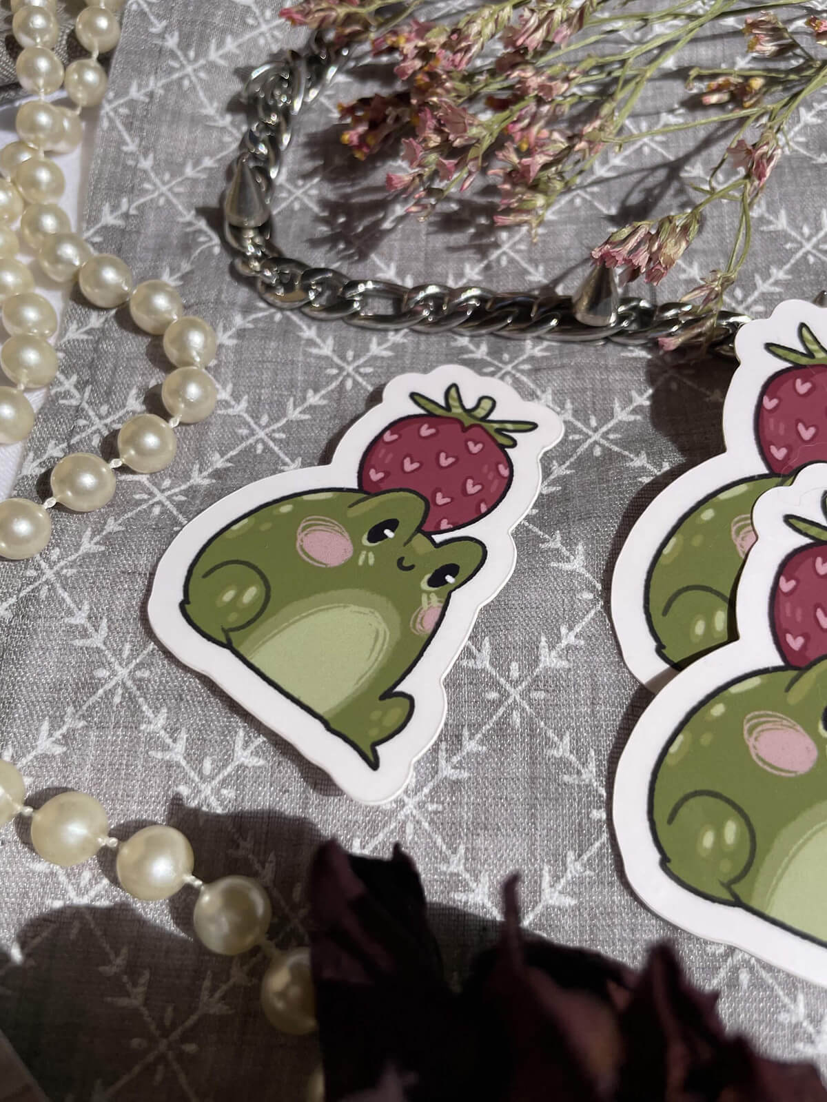 Strawberry Frog ✦ Vinyl Sticker